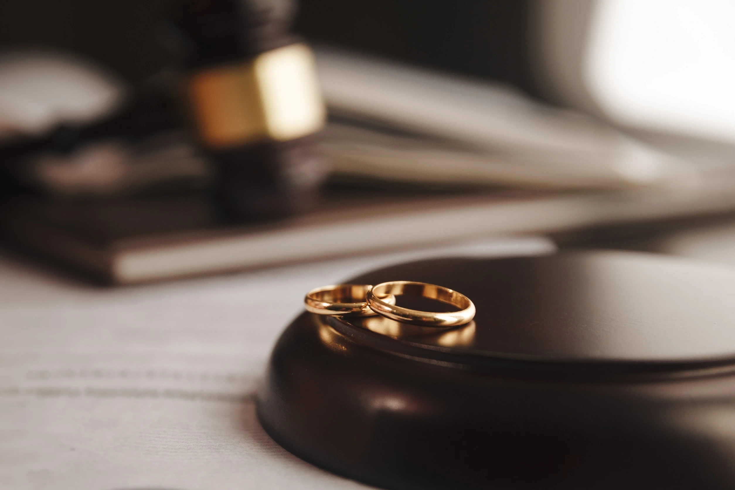 Hire Divorce Attorney Tina L. Lewert